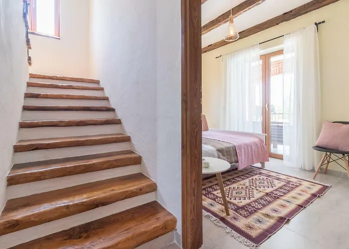 Ingrid Вілла Пореч